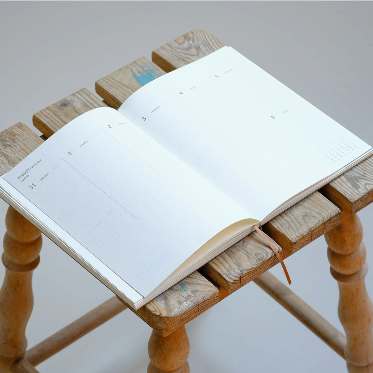 Papierniczeni Planner 2027 Klasyk tomat